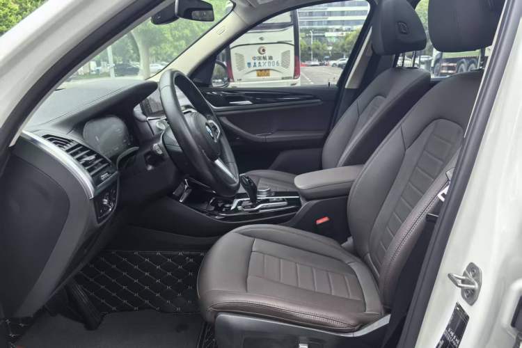 Used BMW X3 2020 xDrive25i M Sport Package Interior 3