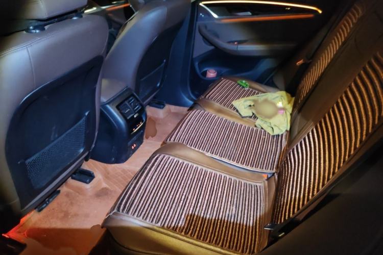 Used BMW X3 2020 xDrive25i Luxury Package Interior 4