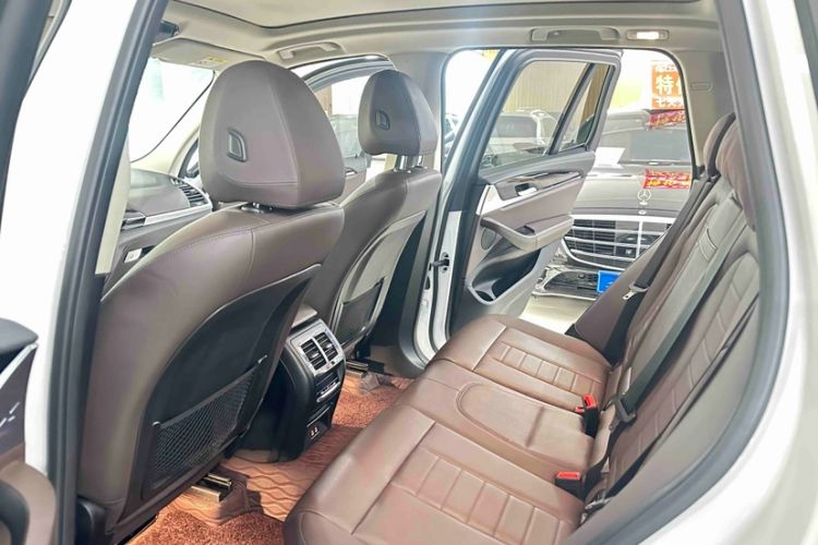 Used BMW X3 2020 xDrive25i M Sport Package Interior 5