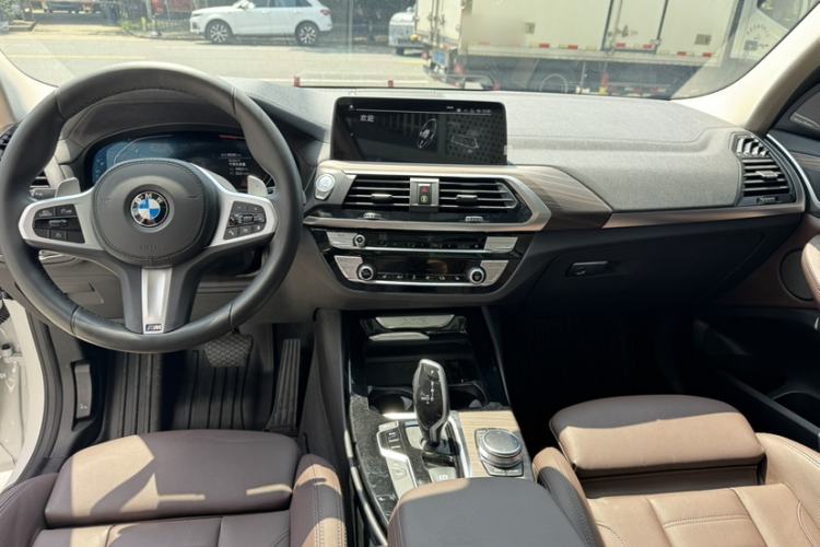 Used BMW X3 2020 xDrive28i M Sport Package Interior 5