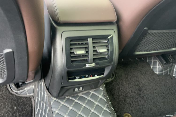 Used BMW X3 2020 xDrive28i M Sport Package Interior 5