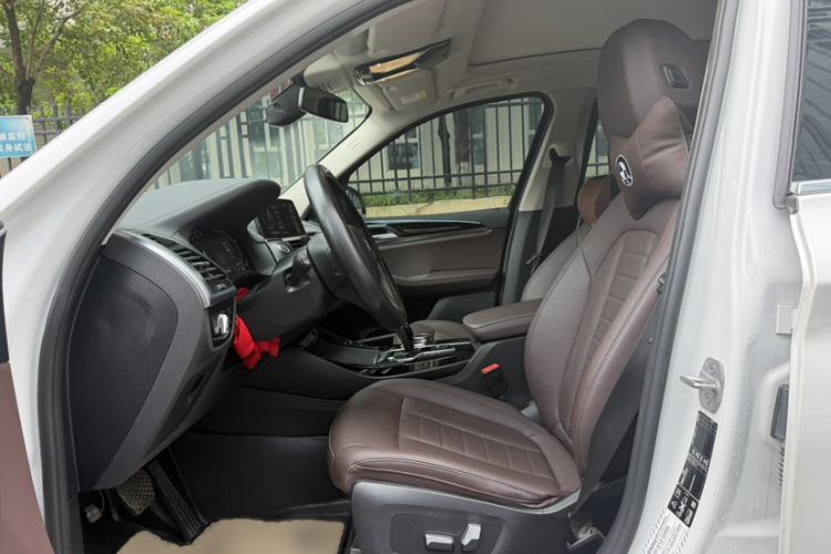 Used BMW X3 2020 xDrive25i Luxury Package Interior 8