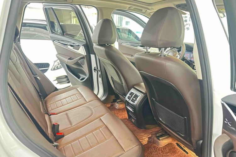 Used BMW X3 2020 xDrive25i M Sport Package Interior 8
