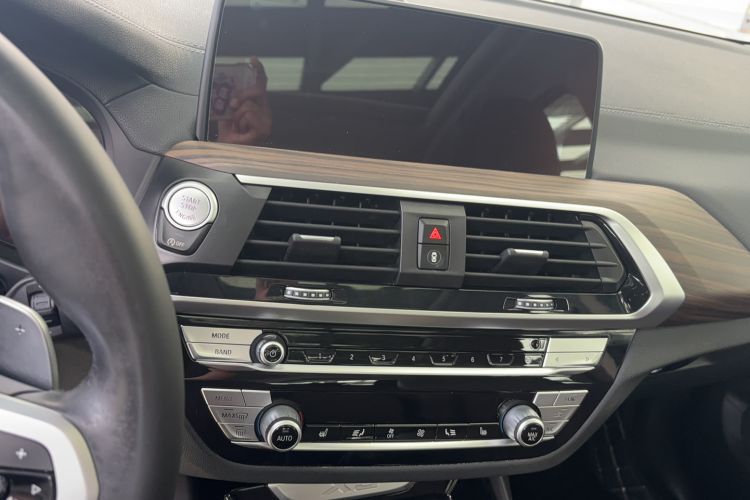 Used BMW X3 2020 xDrive28i M Sport Package Interior 8