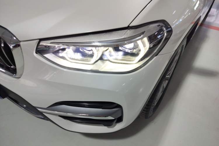 Used BMW X3 2020 xDrive25i Luxury Package Left Front Headlight
