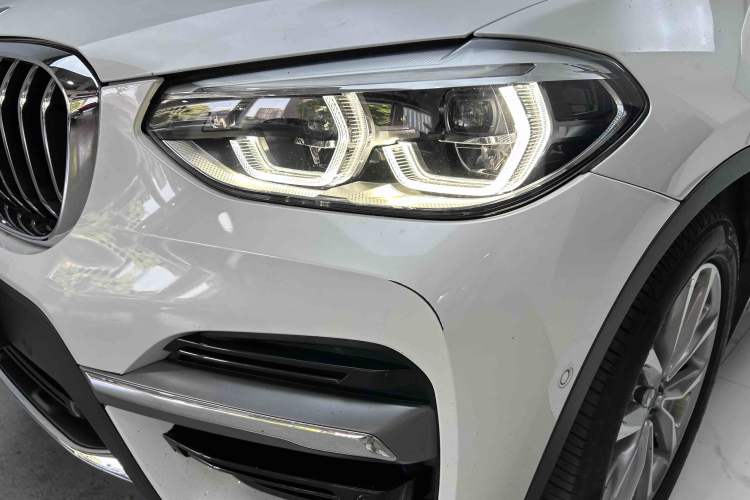 Used BMW X3 2020 xDrive25i Luxury Package Left Front Headlight