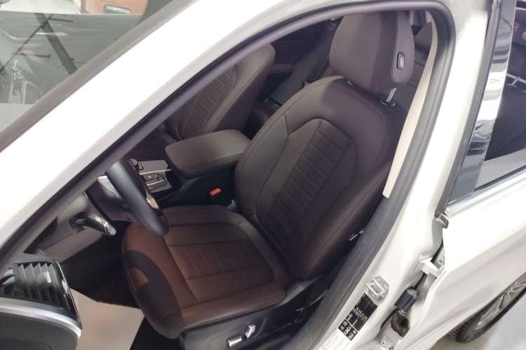 Used BMW X3 2020 xDrive25i Luxury Package Left Front Seat