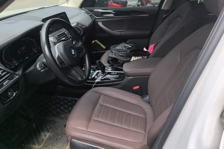 Used BMW X3 2020 xDrive25i M Sport Package Left Front Seat