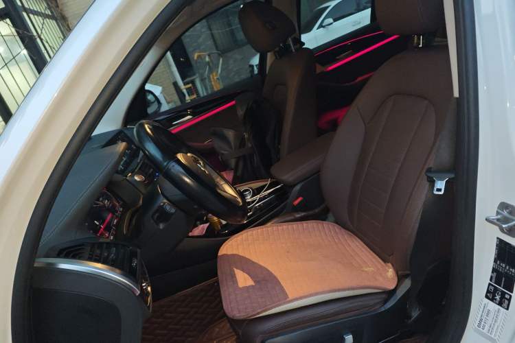 Used BMW X3 2020 xDrive25i M Sport Package Left Front Seat