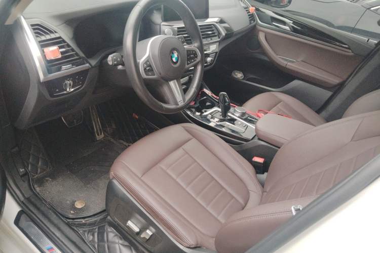 Used BMW X3 2020 xDrive25i M Sport Package Left Front Seat