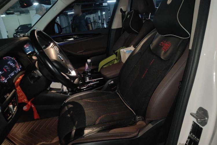 Used BMW X3 2020 xDrive25i Luxury Package Left Front Seat