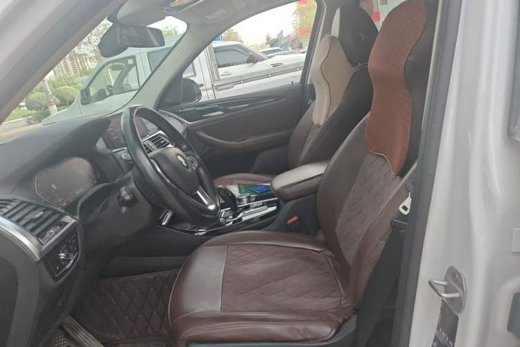 Used BMW X3 2020 xDrive25i Luxury Package Left Front Seat