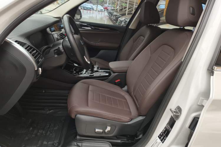 Used BMW X3 2020 xDrive25i Luxury Package Left Front Seat