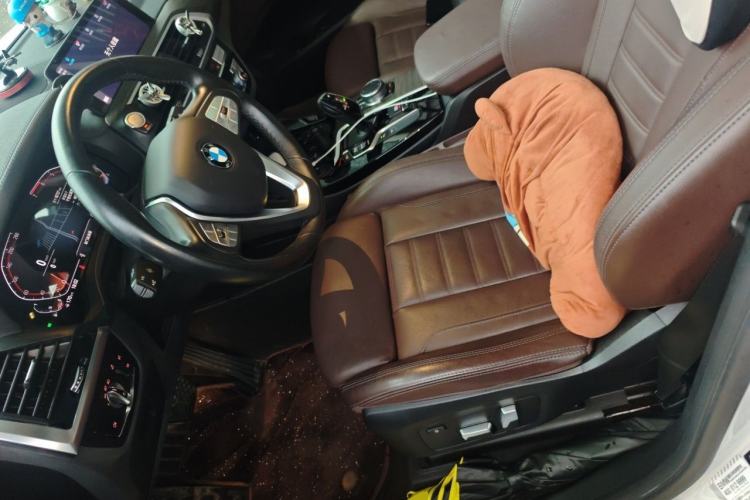 Used BMW X3 2020 xDrive28i Luxury Package Left Front Seat