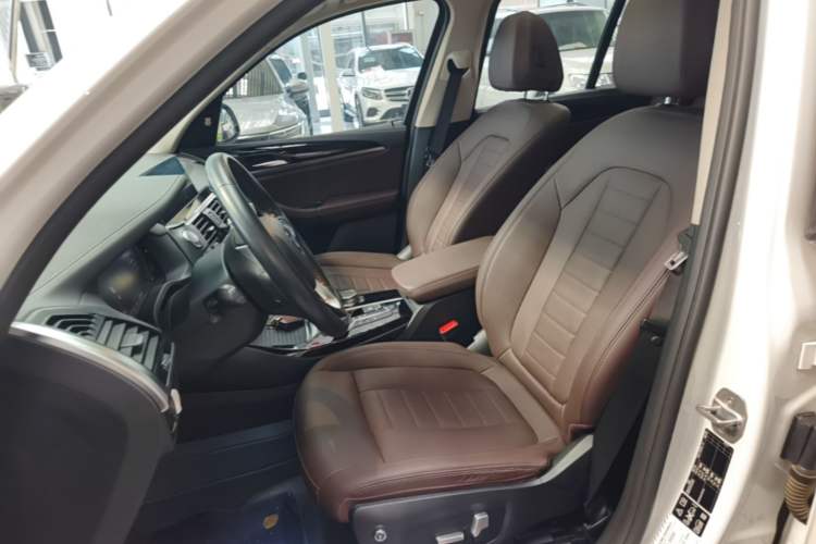 Used BMW X3 2020 xDrive25i Luxury Package Left Front Seat