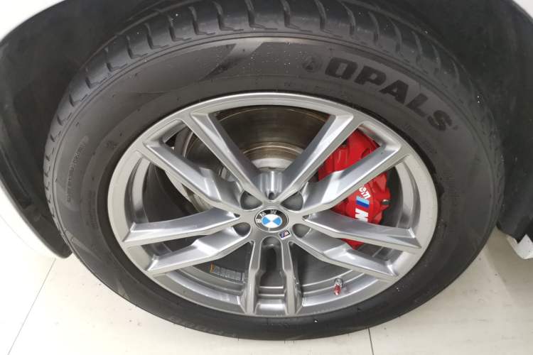 Used BMW X3 2020 xDrive28i M Sport Package Left Front Wheel Hub