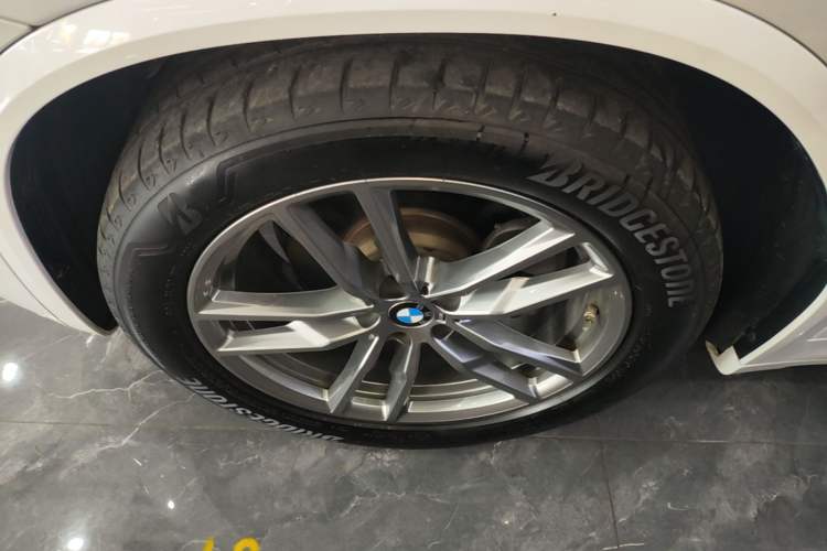 Used BMW X3 2020 xDrive28i M Sport Package Left Front Wheel Hub