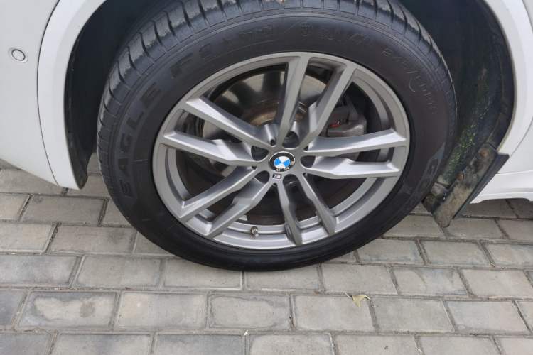 Used BMW X3 2020 xDrive28i M Sport Package Left Front Wheel Hub