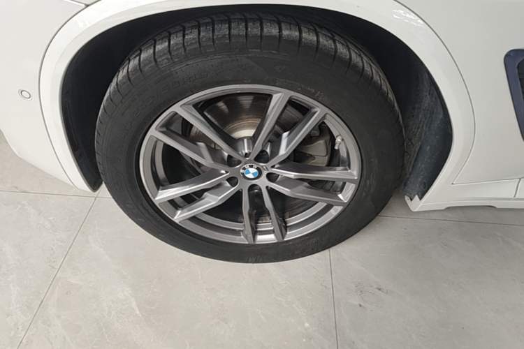 Used BMW X3 2020 xDrive28i M Sport Package Left Front Wheel Hub