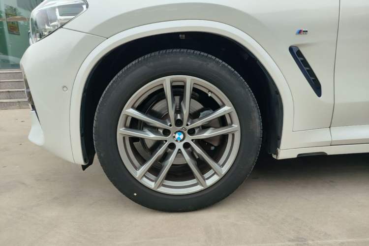 Used BMW X3 2020 xDrive28i M Sport Package Left Front Wheel Hub
