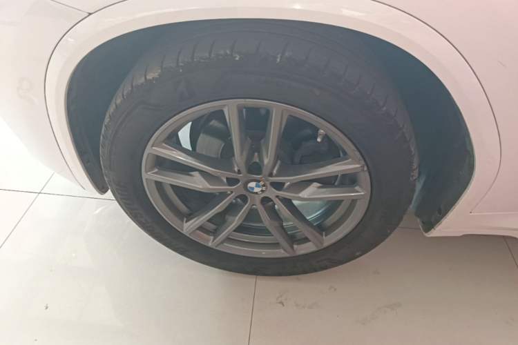 Used BMW X3 2020 xDrive28i M Sport Package Left Front Wheel Hub