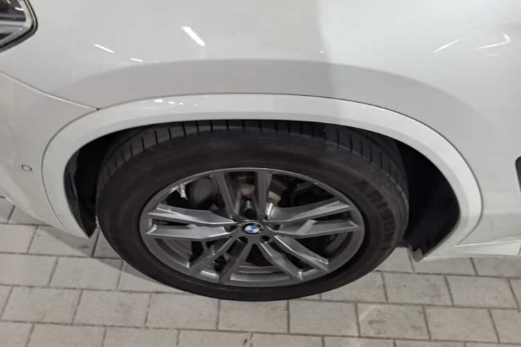 Used BMW X3 2020 xDrive28i M Sport Package Left Front Wheel Hub