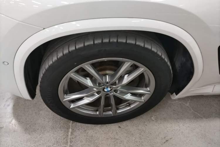 Used BMW X3 2020 xDrive28i M Sport Package Left Front Wheel Hub