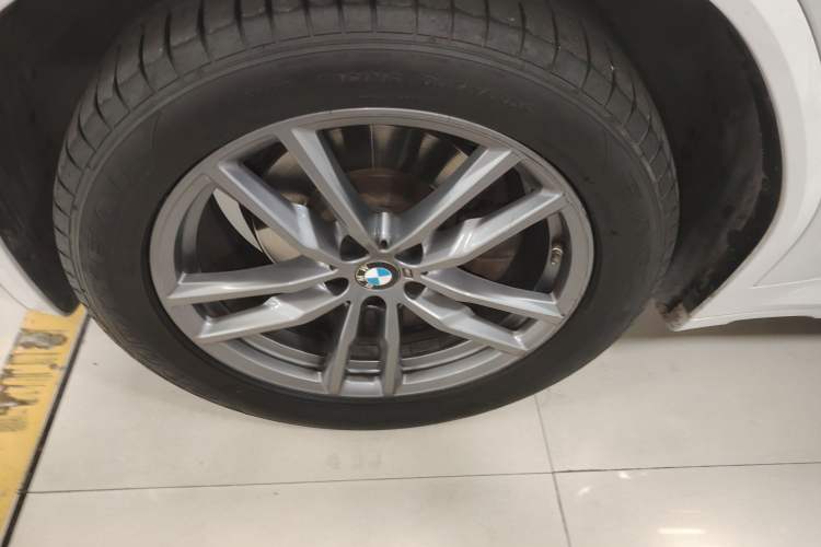 Used BMW X3 2020 xDrive28i M Sport Package Left Front Wheel Hub