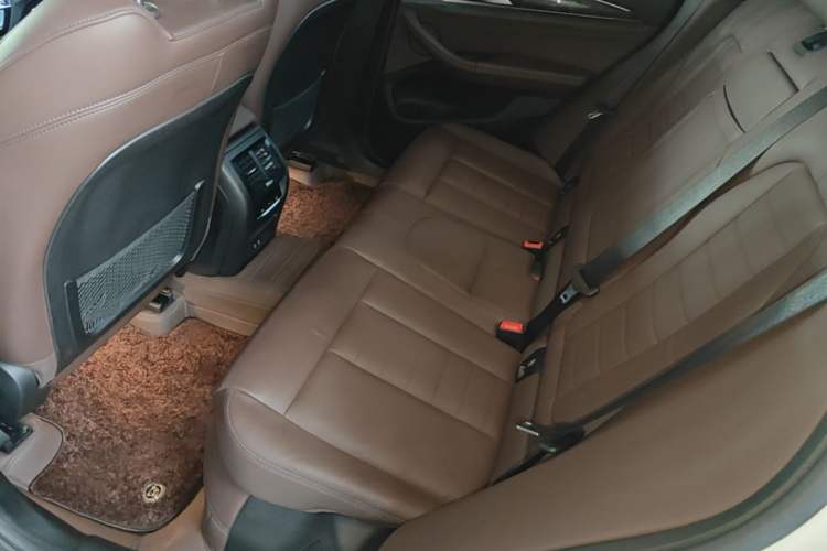 Used BMW X3 2020 xDrive30i Luxury Model with M Sport Package Left Rear Seat