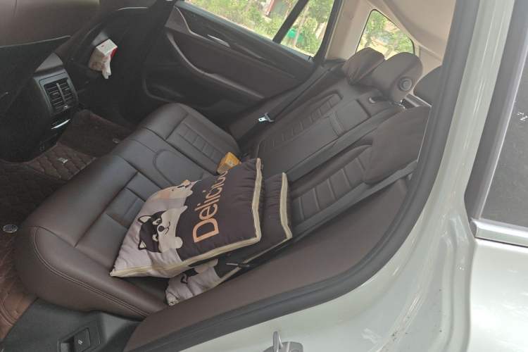 Used BMW X3 2020 xDrive25i M Sport Package Left Rear Seat