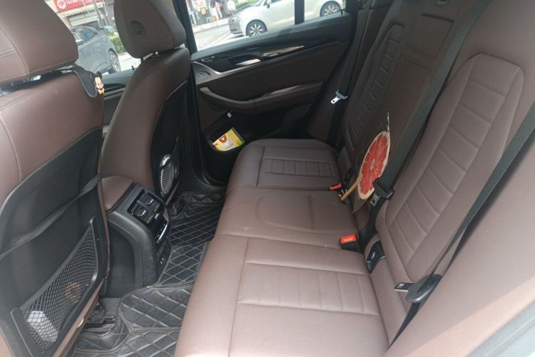 Used BMW X3 2020 xDrive25i Luxury Package Left Rear Seat