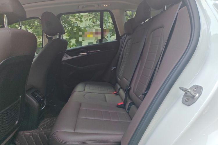 Used BMW X3 2020 xDrive25i Luxury Package Left Rear Seat