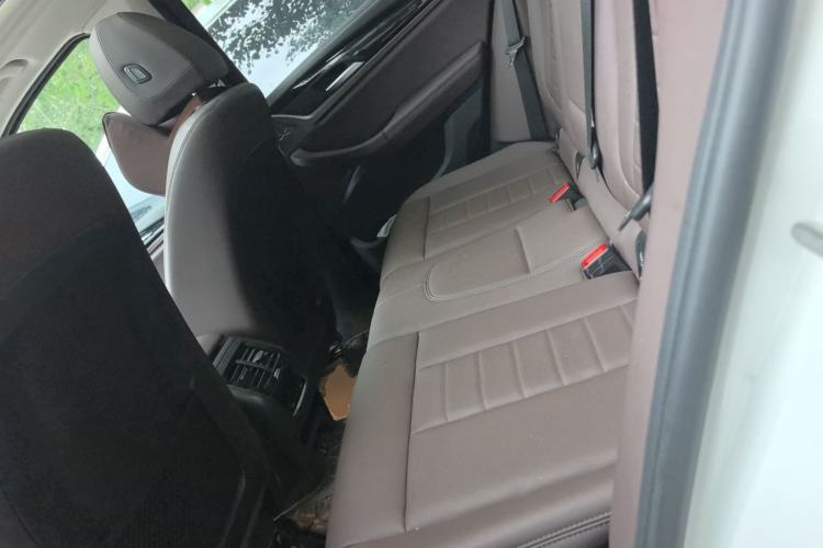 Used BMW X3 2020 xDrive25i M Sport Package Left Rear Seat