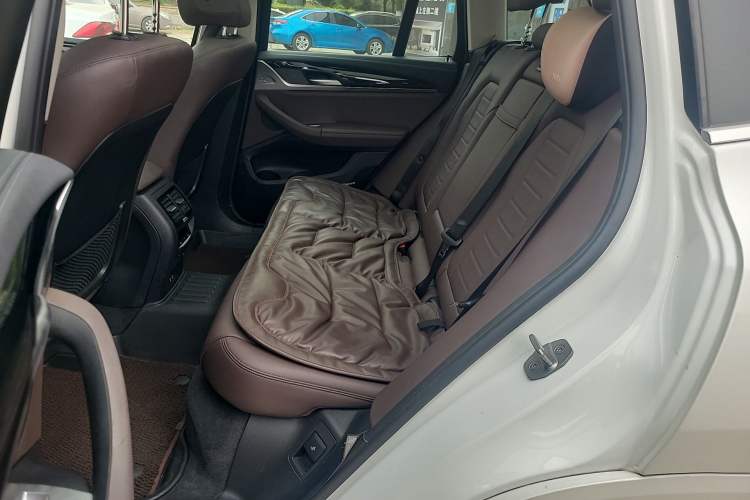 Used BMW X3 2020 xDrive25i M Sport Package Left Rear Seat