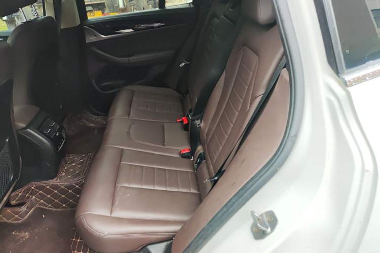 Used BMW X3 2020 xDrive25i Luxury Package Left Rear Seat