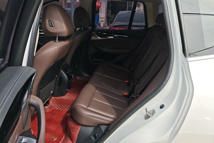 Used BMW X3 2020 xDrive25i Luxury Package Left Rear Seat