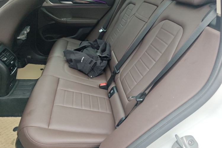 Used BMW X3 2020 xDrive25i Luxury Package Left Rear Seat