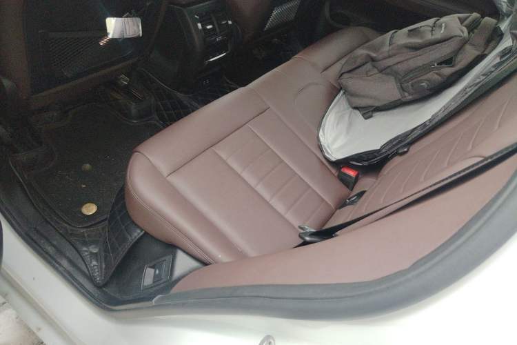 Used BMW X3 2020 xDrive25i M Sport Package Left Rear Seat