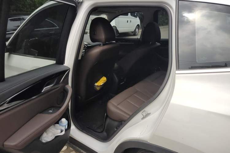 Used BMW X3 2020 xDrive25i Luxury Package Left Rear Seat