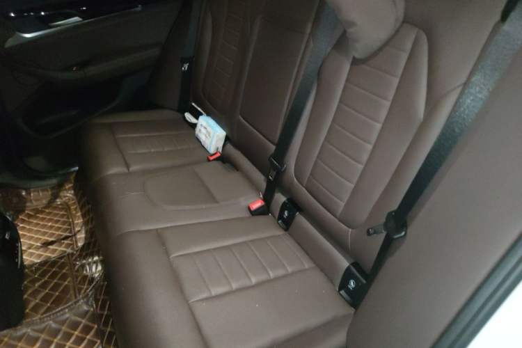 Used BMW X3 2020 xDrive25i Luxury Package Left Rear Seat