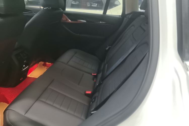 Used BMW X3 2020 xDrive25i M Sport Package Left Rear Seat