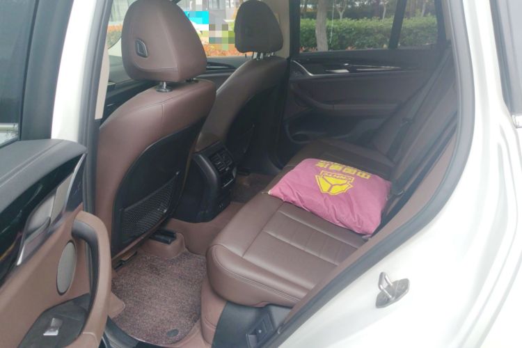 Used BMW X3 2020 xDrive25i Luxury Package Left Rear Seat