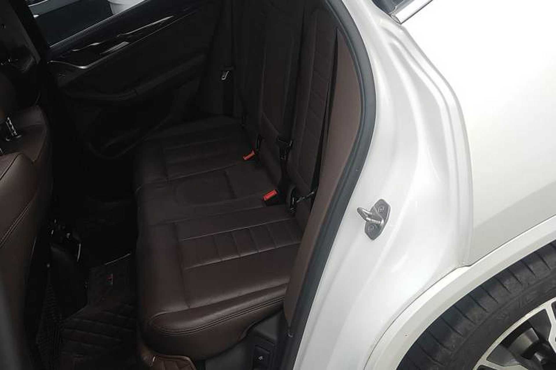 Used BMW X3 2020 xDrive30i Luxury Model with M Sport Package Left Rear Seat