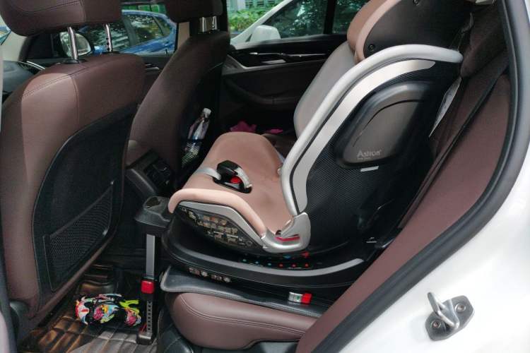 Used BMW X3 2020 xDrive25i M Sport Package Left Rear Seat