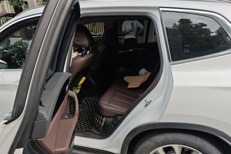 Used BMW X3 2020 xDrive25i Luxury Package Left Rear Seat