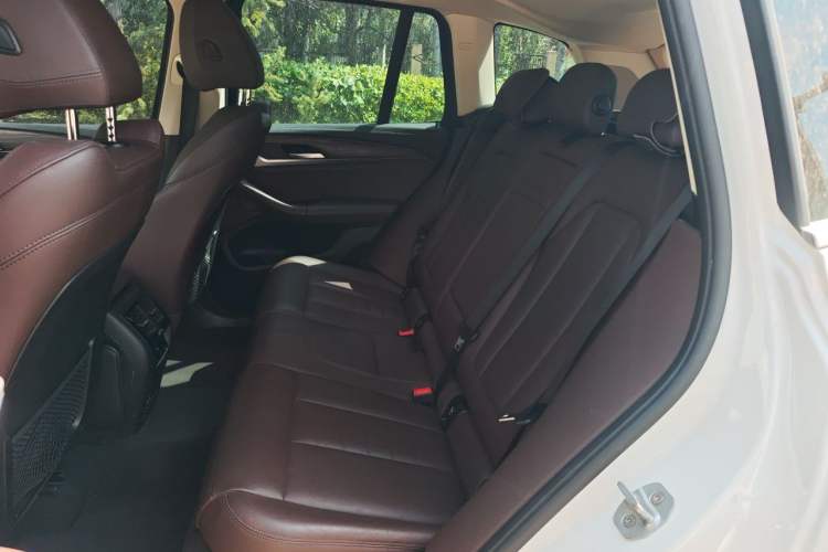 Used BMW X3 2020 xDrive28i Luxury Package Left Rear Seat