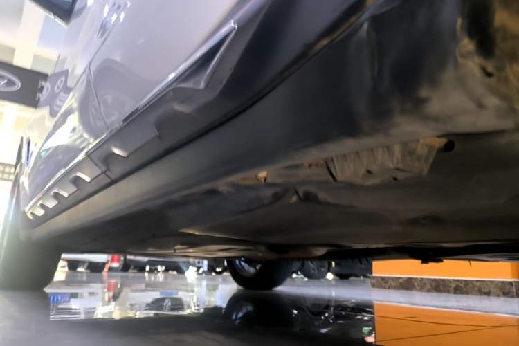 Used BMW X3 2020 xDrive28i Luxury Package Left Side Sill