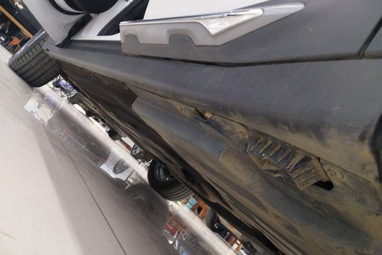 Used BMW X3 2020 xDrive28i Luxury Package Left Side Sill