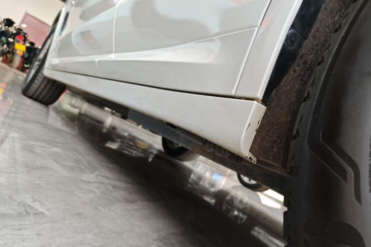 Used BMW X3 2020 xDrive25i M Sport Package Left Side Sill