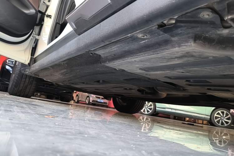 Used BMW X3 2020 xDrive28i Luxury Package Left Side Sill